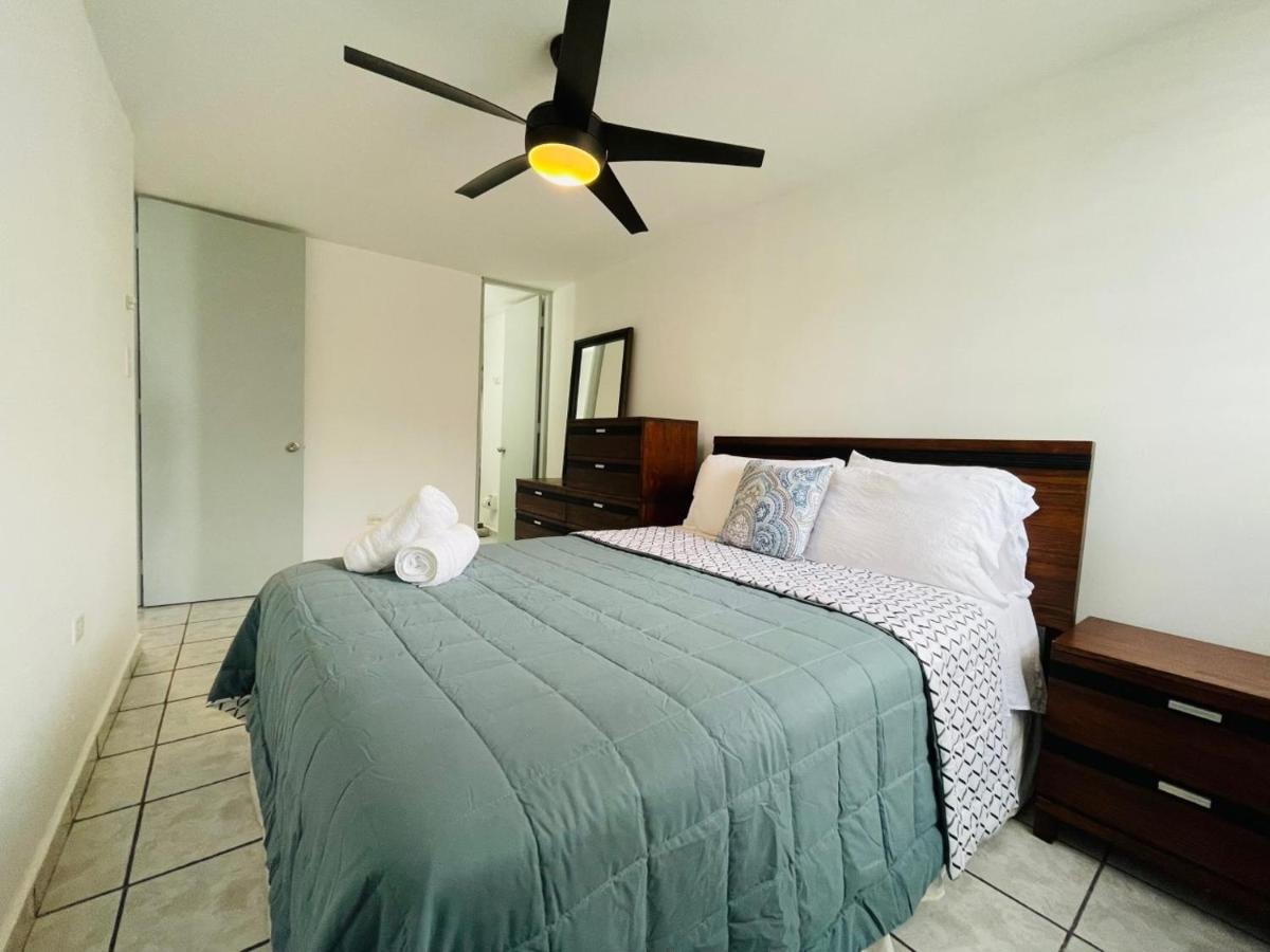 Oceanfront Condo In ルキリョ エクステリア 写真